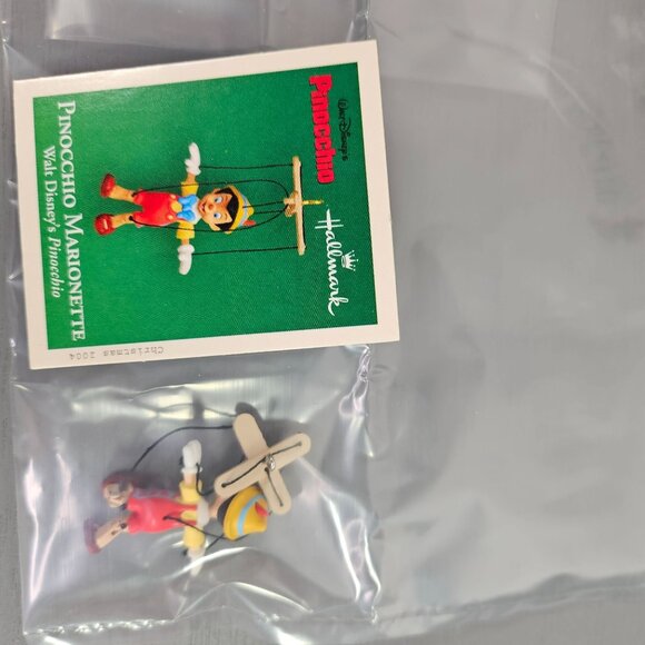 Vintage Hallmark Keepsake Ornament Miniature Pinocchio Jiminy Cricket 2 Pack New - Picture 9 of 9